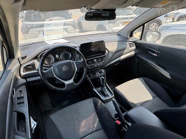 סוזוקי S-Cross