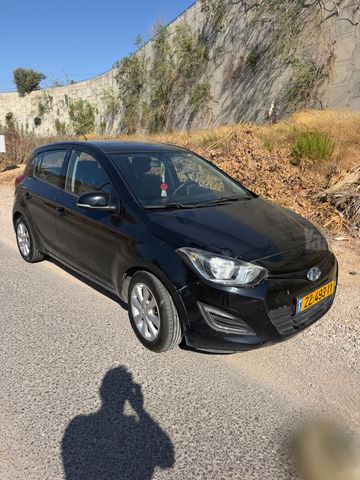 יונדאי i20