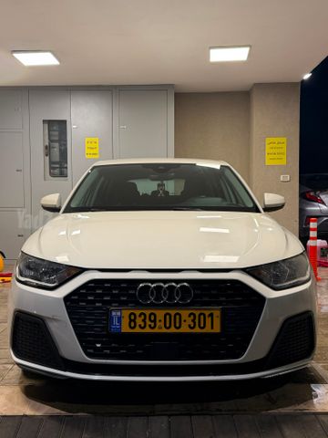 אאודי A1