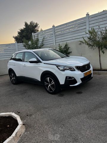 פיג'ו 3008