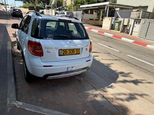 סוזוקי SX4