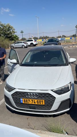 אאודי A1