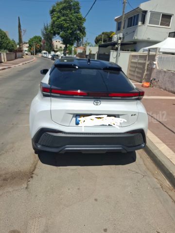 טויוטה C-HR