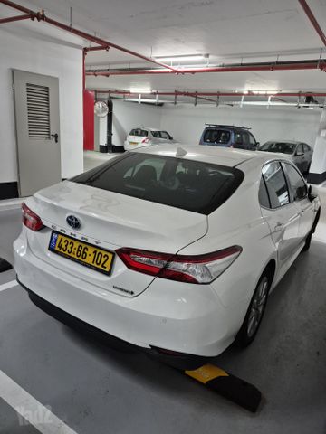 מודעת רכב טויוטה קאמרי