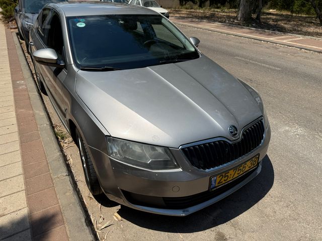 סקודה אוקטביה 