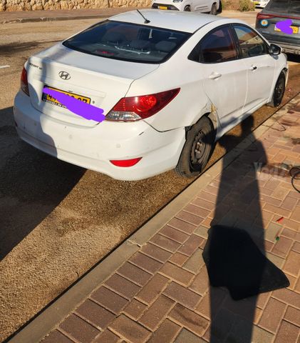 יונדאי אקסנט i25
