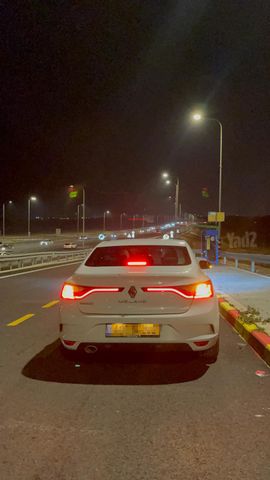 רנו מגאן
