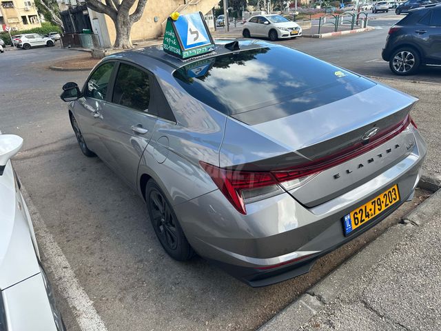 מודעת רכב יונדאי אלנטרה