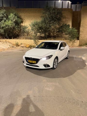 מאזדה 3