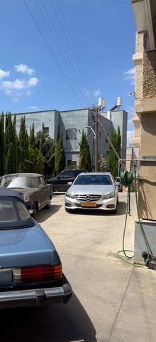 מרצדס-בנץ E-class