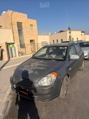 יונדאי אקסנט i25