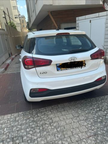 יונדאי i20