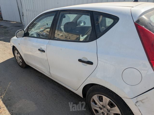 יונדאי i30