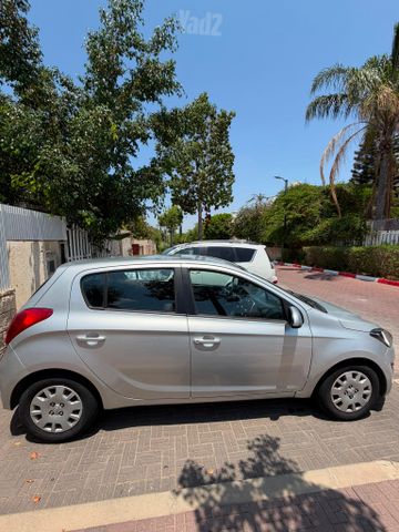 יונדאי i20