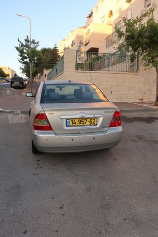 טויוטה קורולה