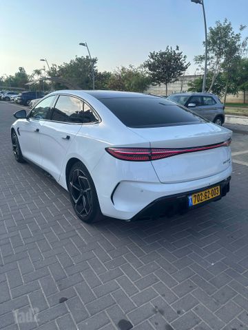 בי.ווי.די סיל
