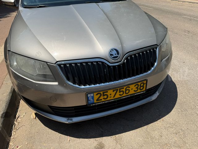 סקודה אוקטביה 