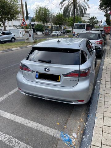CT Premium 200h היברידי אוט׳ 1.8 (99 כ״ס) [2011-2018]