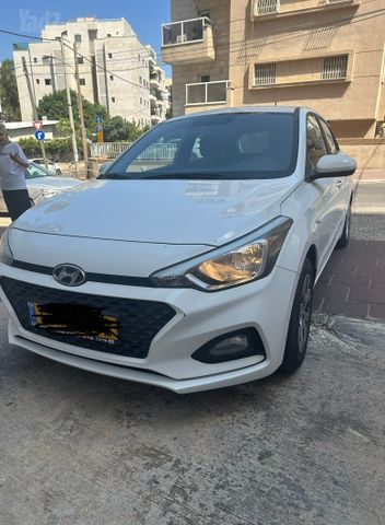 מודעת רכב יונדאי i20