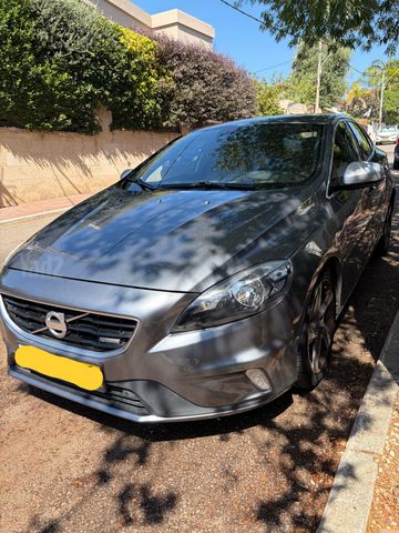 מודעת רכב וולוו V40