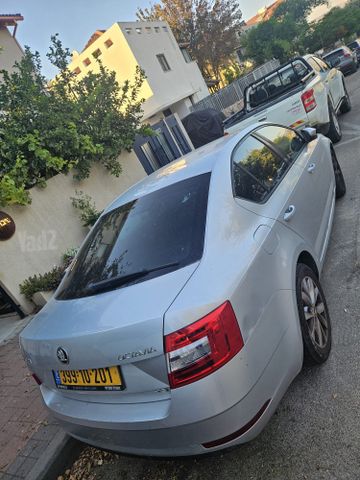 סקודה אוקטביה
