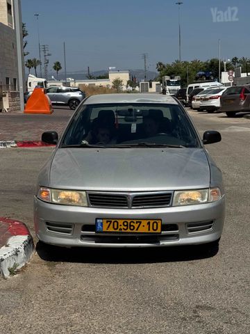 מיצובישי לנסר