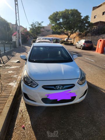 יונדאי אקסנט i25