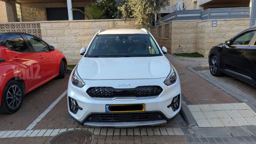 קיה נירו