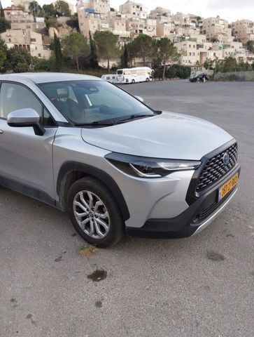 טויוטה קורולה קרוס