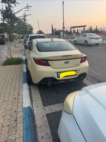 סובארו BRZ