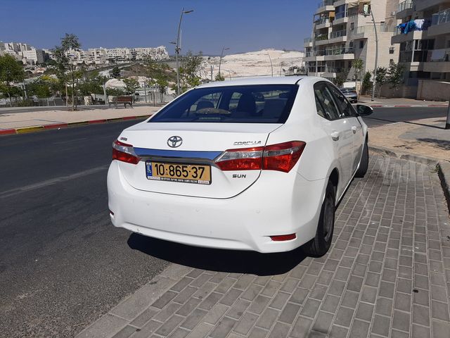 טויוטה קורולה