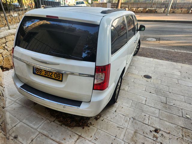 קרייזלר גראנד וויאג'ר