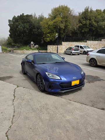 סובארו BRZ