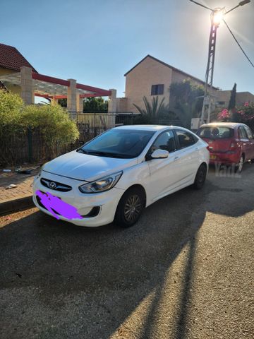 יונדאי אקסנט i25