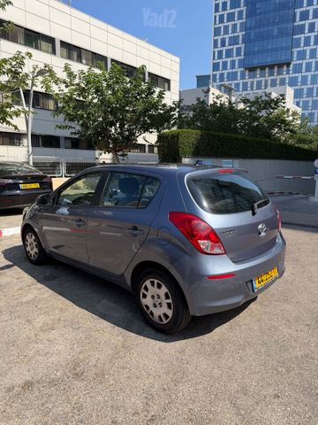 יונדאי i20