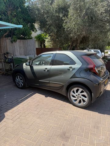 טויוטה אייגו X