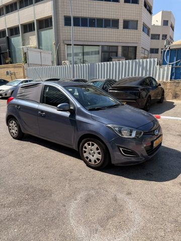 יונדאי i20