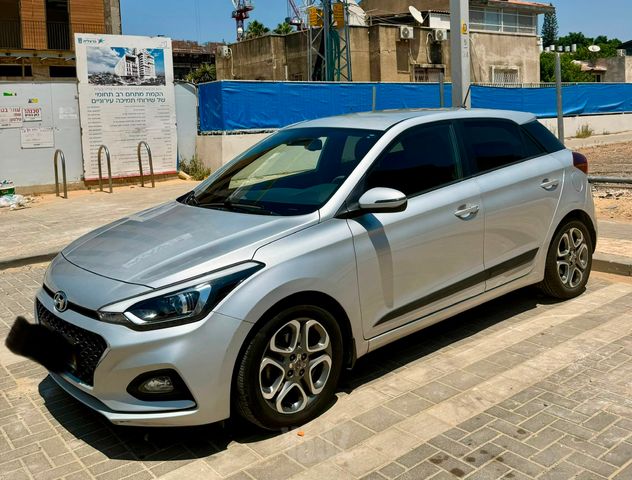 מודעת רכב יונדאי i20