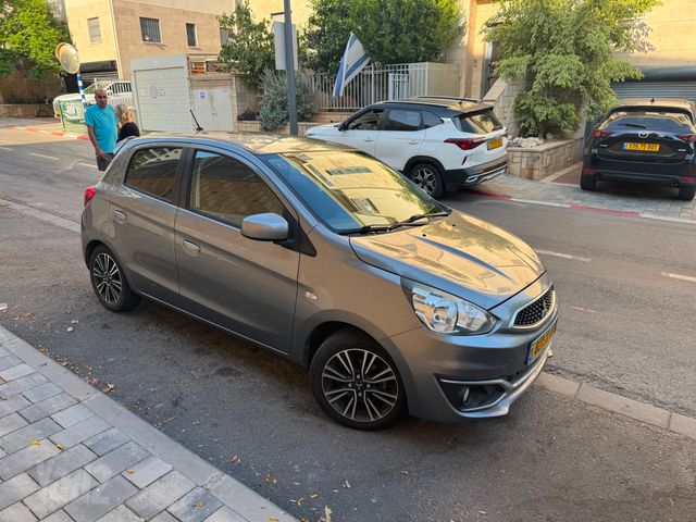 מיצובישי ספייס סטאר