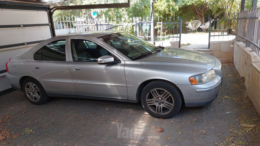 וולוו S60