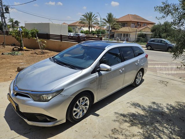 טויוטה אוריס