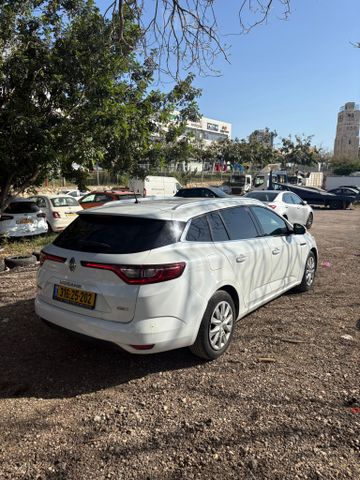 רנו מגאן
