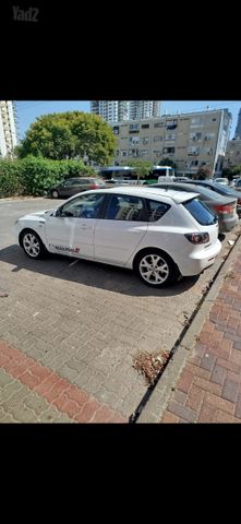 מודעת רכב מאזדה 3