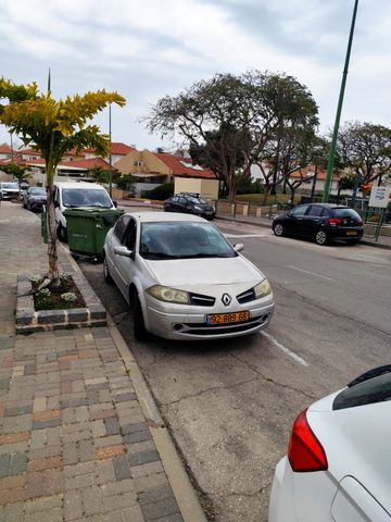 רנו מגאן