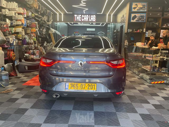 רנו מגאן