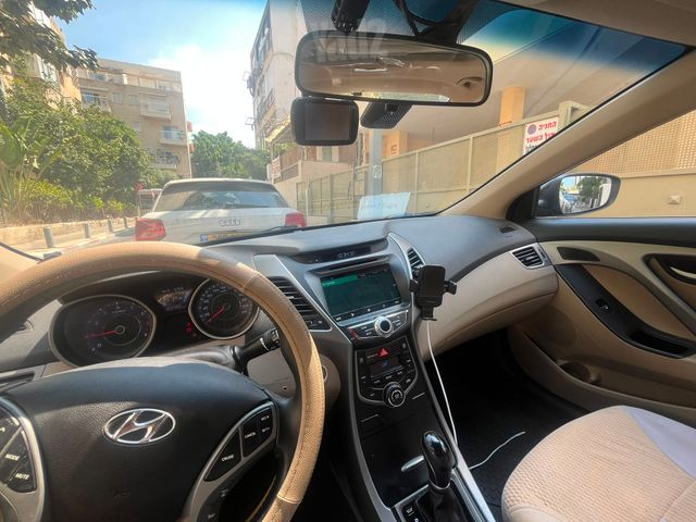 יונדאי I35