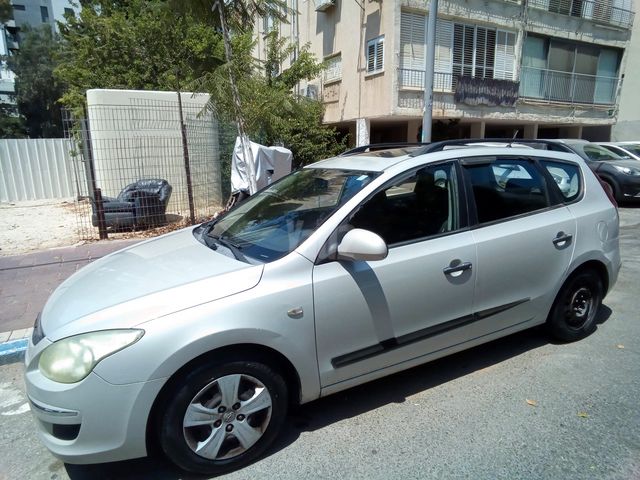 יונדאי i30