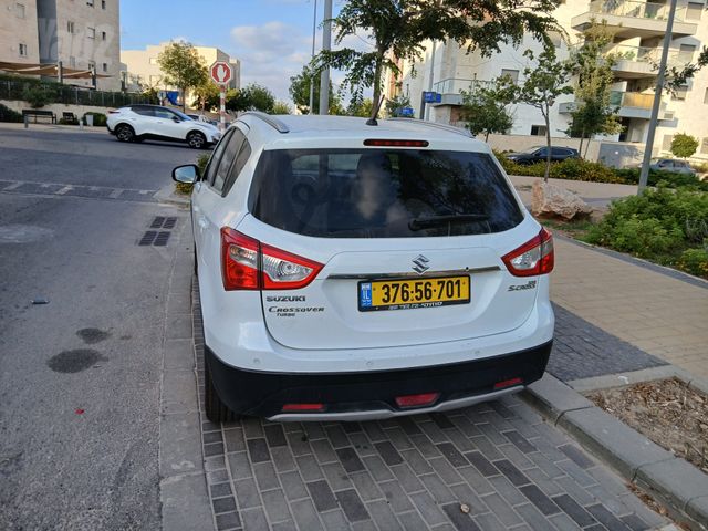 סוזוקי קרוסאובר