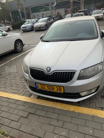 סקודה אוקטביה