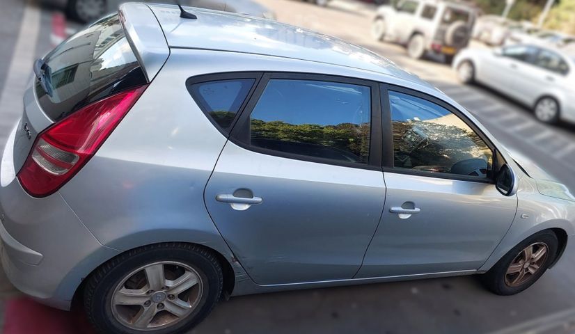 יונדאי i30